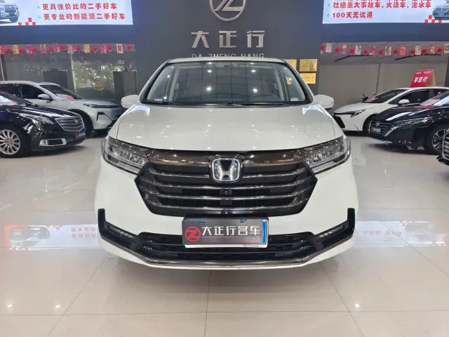 Honda Odyssey — Фото автомобиля 2