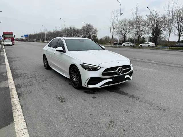 Mercedes-Benz C-Class — Фото автомобиля 3