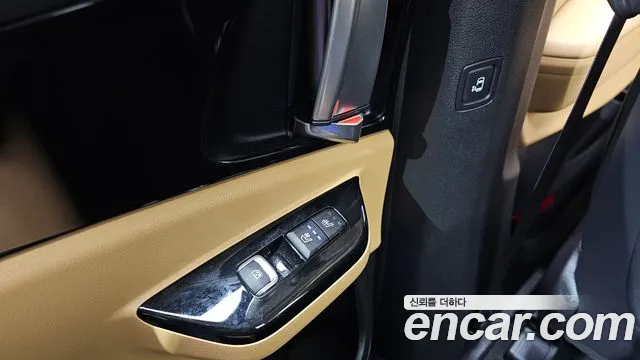 Kia Canival Carnival 4 поколение Бензин 9 мест Noblesse — Фото автомобиля 17
