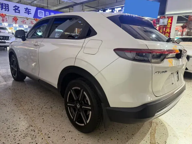 Honda Vezel — Фото автомобиля 10
