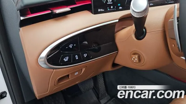 Genesis GV70 2.5T Бензин AWD — Фото автомобиля 5