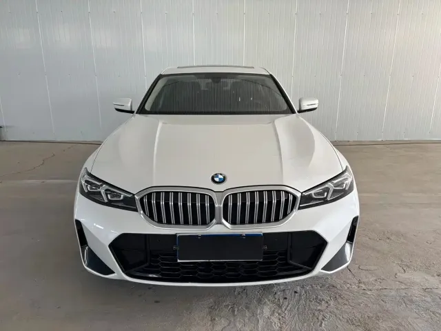 BMW 3 Series — Фото автомобиля 3