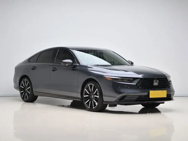 Honda Accord — Фото автомобиля 3