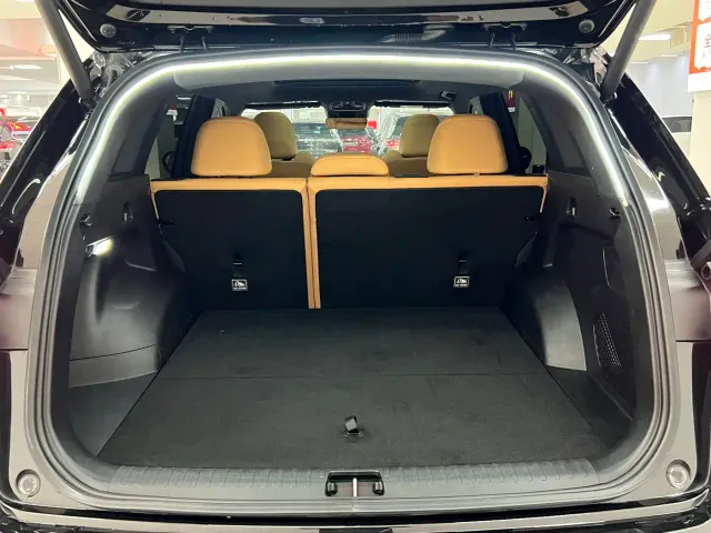 Geely Xingyue L — Фото автомобиля 16
