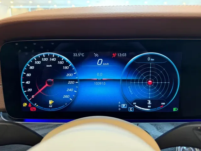 Mercedes-Benz E-Class — Фото автомобиля 8