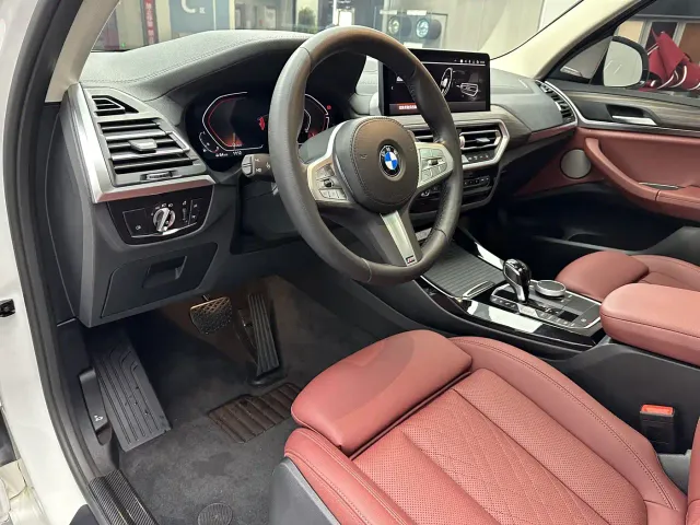 BMW X3 — Фото автомобиля 12