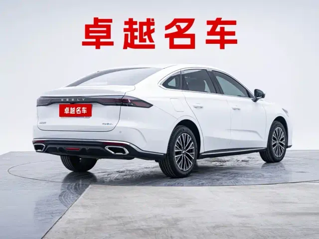 Geely Emgrand — Фото автомобиля 4