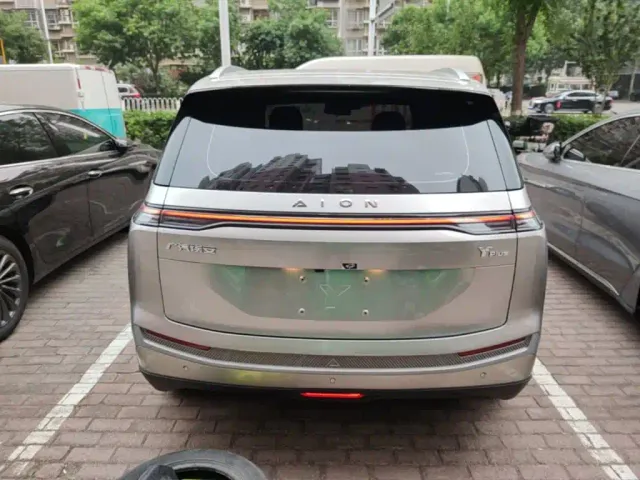 GAC Aion Y — Фото автомобиля 5