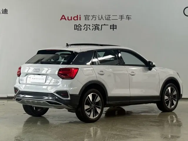 Audi Q2L — Фото автомобиля 2