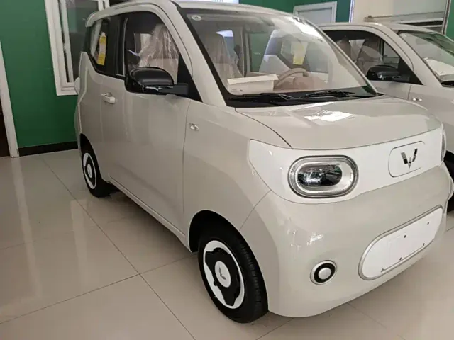 Wuling Hongguang Mini EV — Фото автомобиля 3