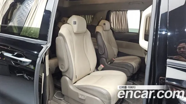 Kia Canival Carnival 4 поколение Бензин 9 мест Hi-Limousine — Фото автомобиля 26