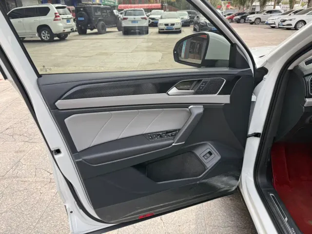 Volkswagen Tayron — Фото автомобиля 14