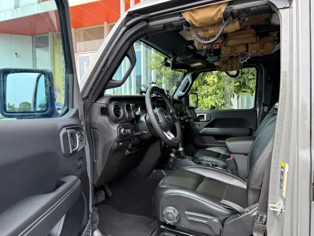 Jeep Gladiator — Фото автомобиля 7