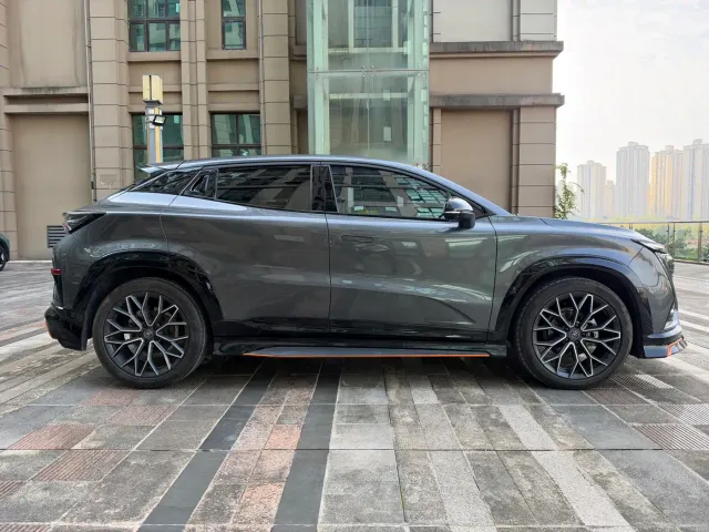 Changan UNI-T — Фото автомобиля 7