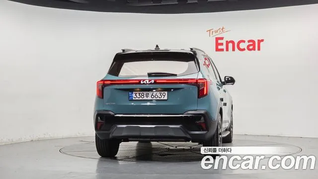 Kia Seltos — Фото автомобиля 4
