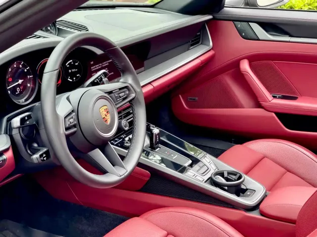 Porsche 911 — Фото автомобиля 13