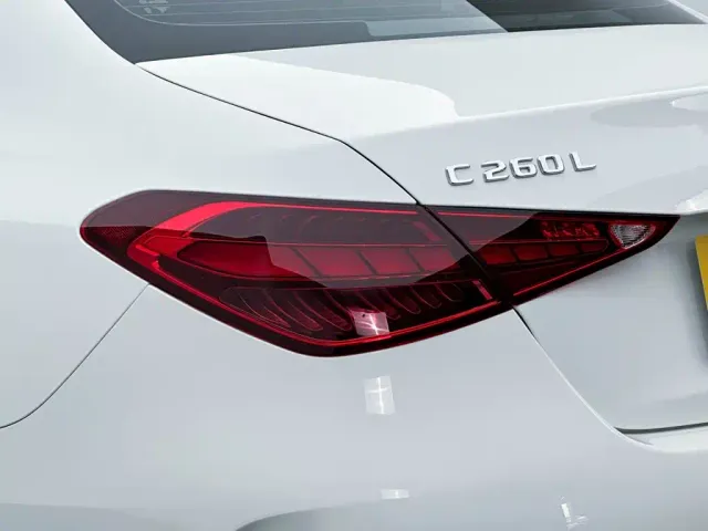 Mercedes-Benz C-Class — Фото автомобиля 10