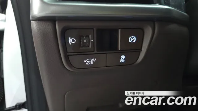 Hyundai Grandeur GN7 — Фото автомобиля 27