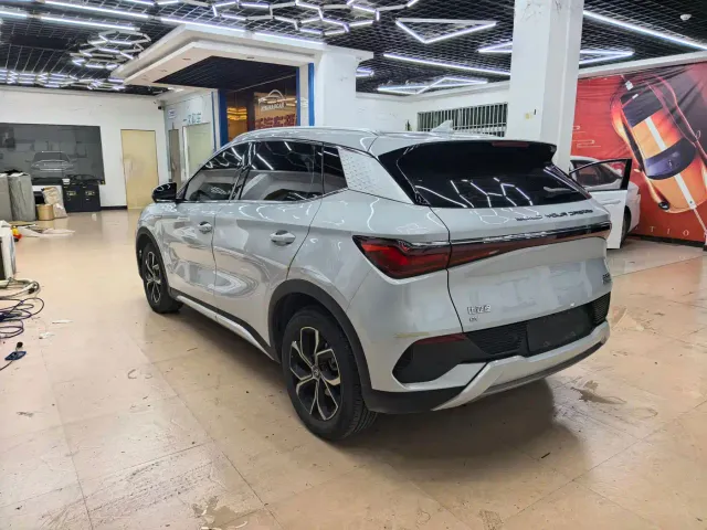 BYD Yuan PLUS — Фото автомобиля 5