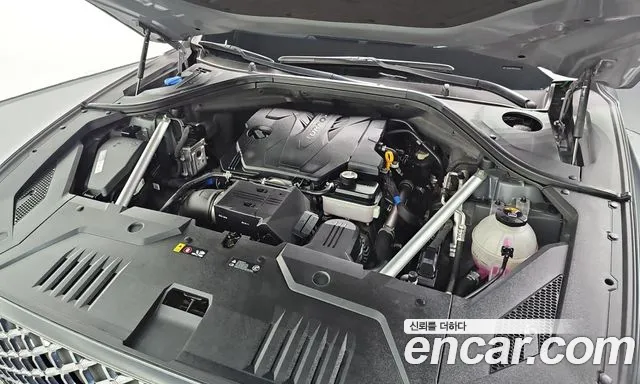 Genesis GV70 — Фото автомобиля 9
