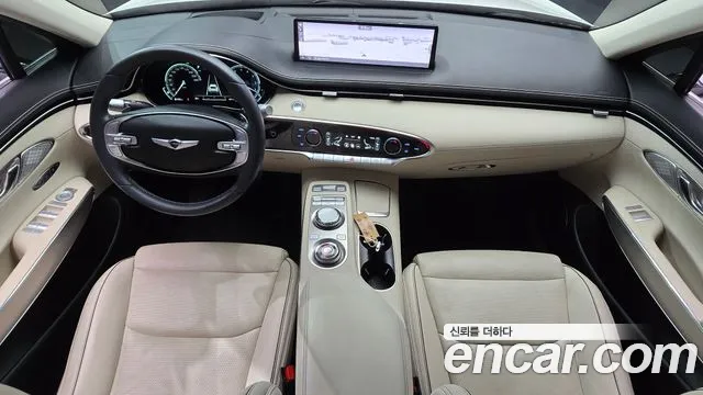 Genesis GV70 — Фото автомобиля 10