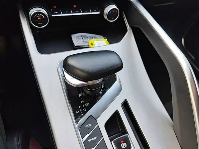 Geely Binyue — Фото автомобиля 13