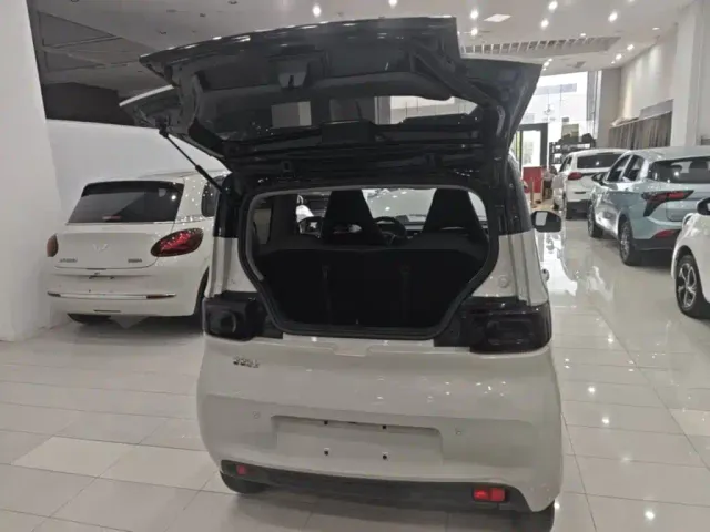 Wuling Hongguang Mini EV — Фото автомобиля 18