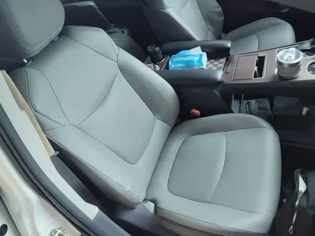 Toyota Granvia — Фото автомобиля 24