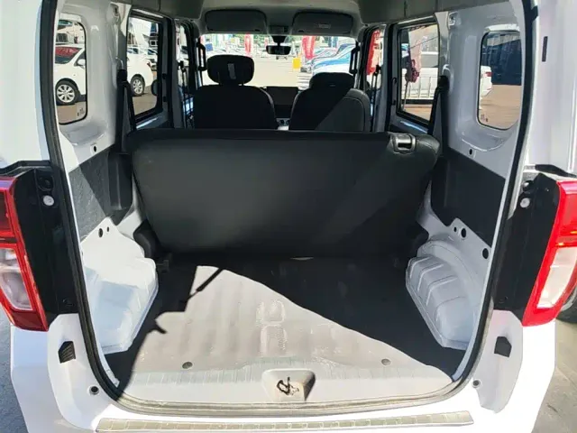 Wuling Zhiguang NEV — Фото автомобиля 18