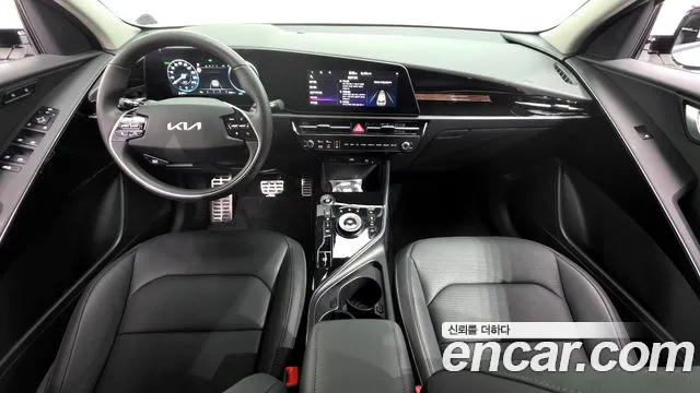 Kia Niro The All New Niro Signature — Фото автомобиля 7