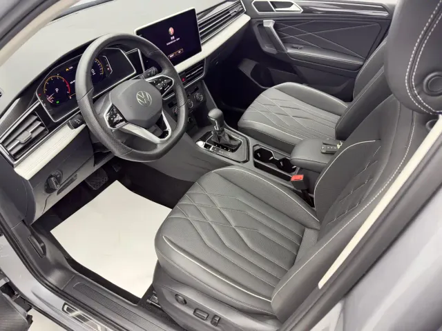 Volkswagen Tiguan L — Фото автомобиля 11