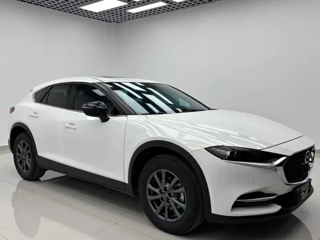 Mazda CX-4 — Фото автомобиля 2