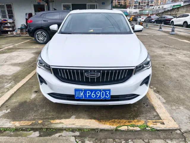 Geely Emgrand — Фото автомобиля 2