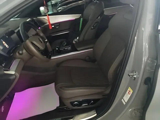 BYD Han — Фото автомобиля 14