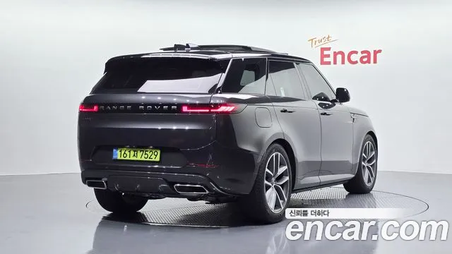 Land Rover Range Rover Sport — Фото автомобиля 2