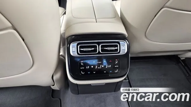 Mercedes-Benz S-Class — Фото автомобиля 29