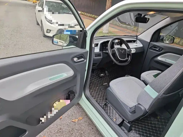 Wuling Hongguang Mini EV — Фото автомобиля 12