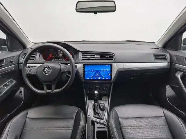 Volkswagen Lavida — Фото автомобиля 5