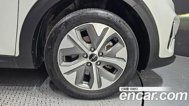 Kia Niro — Фото автомобиля 6