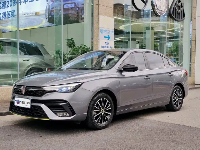 Фотография автомобиля — Roewe i5