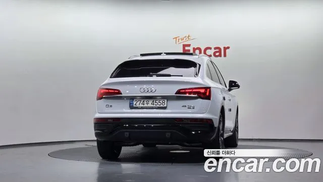 Audi Q5 45 TFSI quattro Sportback — Фото автомобиля 4