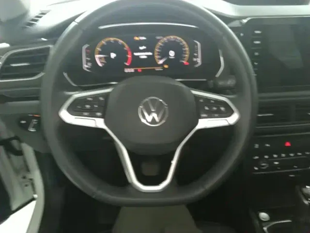 Volkswagen Tharu — Фото автомобиля 10