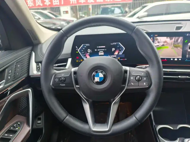 BMW X1 — Фото автомобиля 12