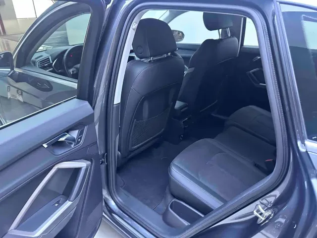 Audi Q3 — Фото автомобиля 10