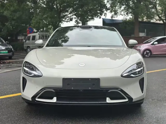 Xiaomi SU7 — Фото автомобиля 2