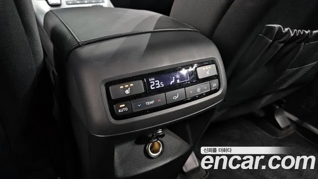 Hyundai Palisade Palisade Дизель 2.2 2WD — Фото автомобиля 18
