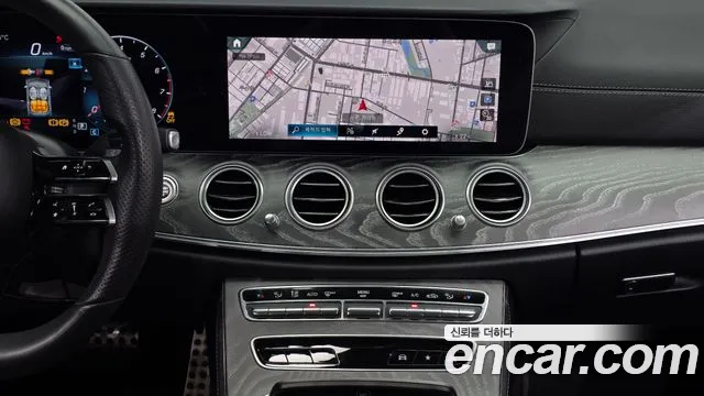 Mercedes-Benz E-Class W213 — Фото автомобиля 21