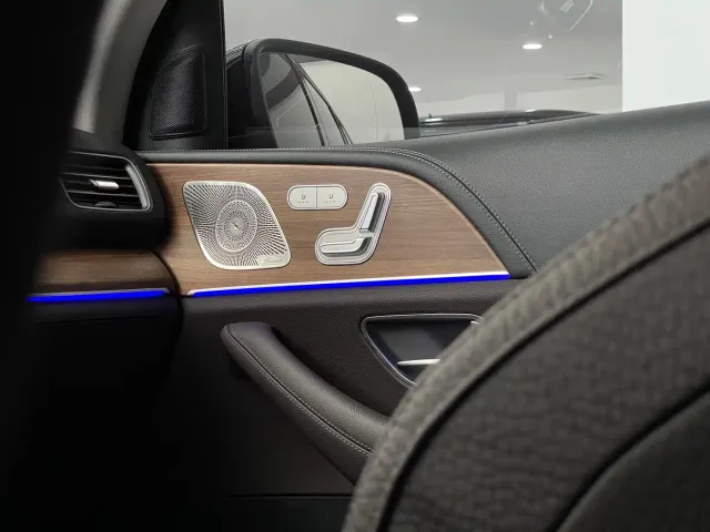 Mercedes-Benz GLS-Class — Фото автомобиля 23