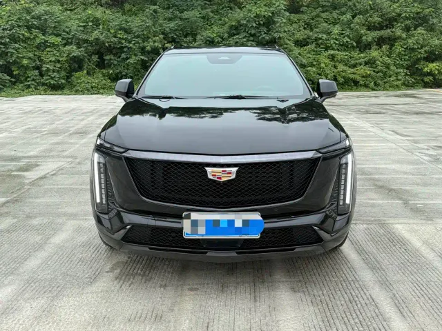 Cadillac XT5 — Фото автомобиля 2