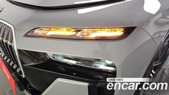BMW 7-Series 7 серия (G70) 740i sDrive M Sport — Фото автомобиля 21